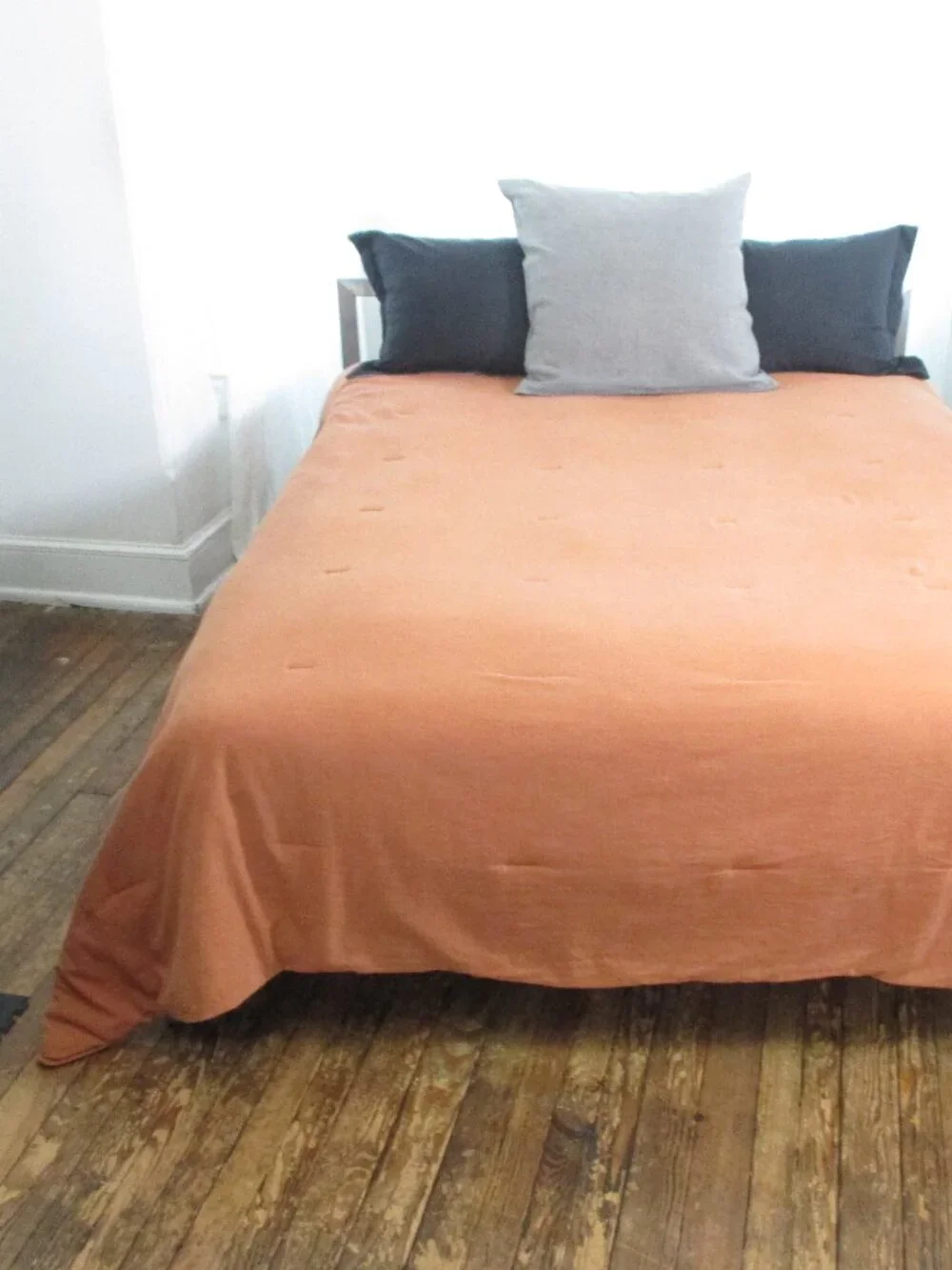 THRESHOLD LINEN BLEND COMFORTER